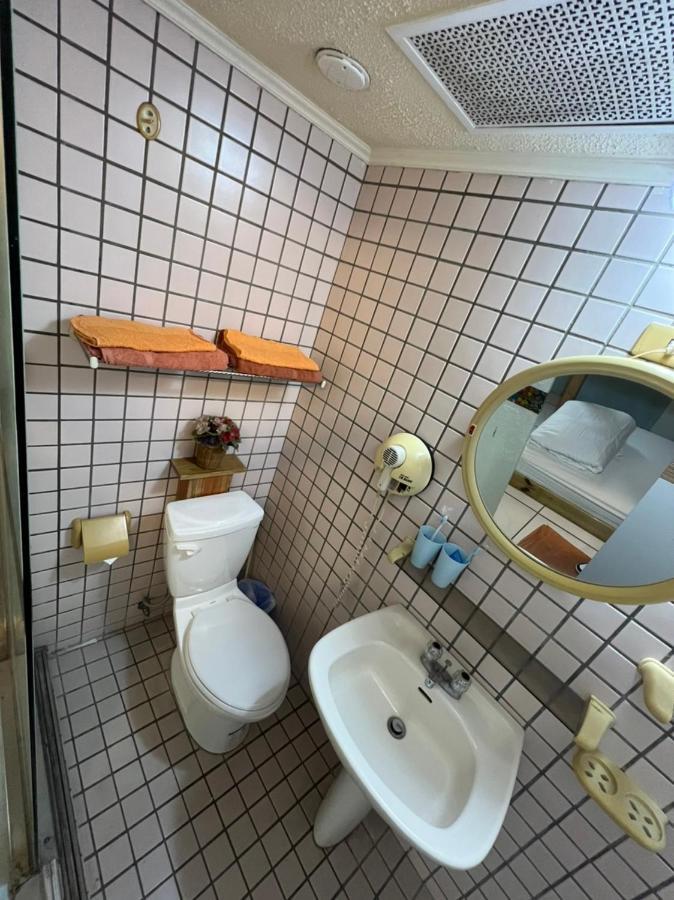 Boston Hotel Чиай Сити Екстериор снимка