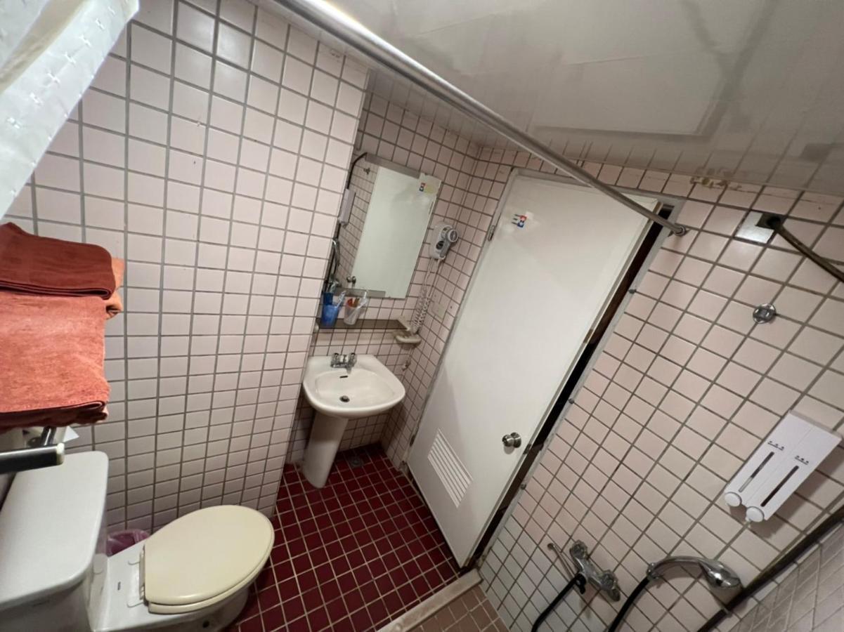 Boston Hotel Чиай Сити Екстериор снимка